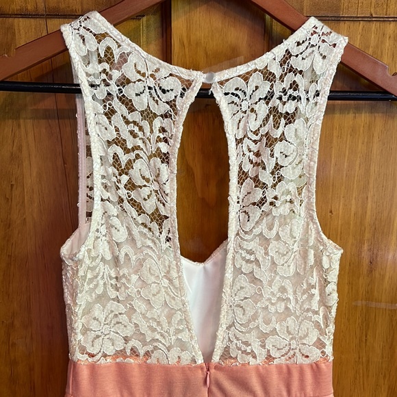 Trac Peplum & Lace Dress - Size Small🍑 - Picture 5 of 10